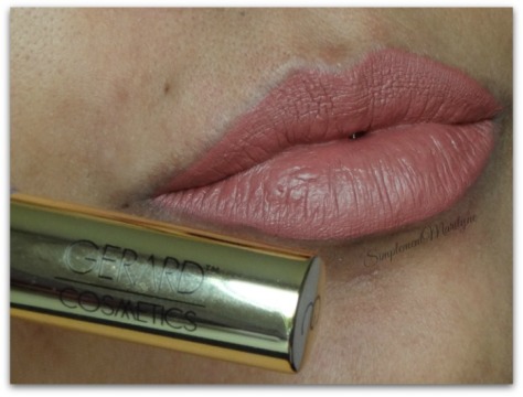 gerard-cosmetics-1995-peau-metisse-hydra-matte-liquid-lipstick-rouge-à-lèvres-revue-swatch-simplement-marilyne